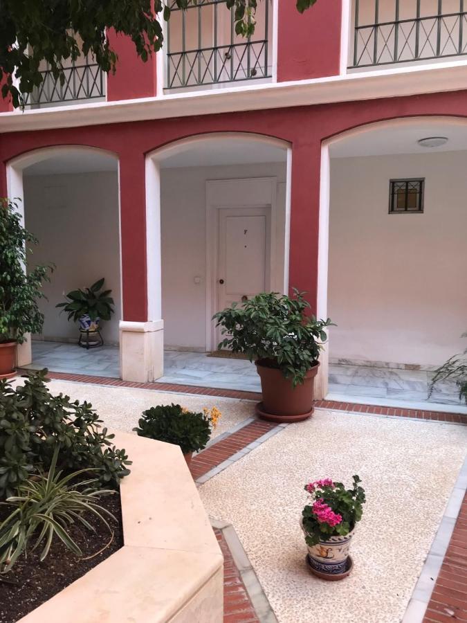 Conde De Ibarra Apartment Sevilla Bagian luar foto