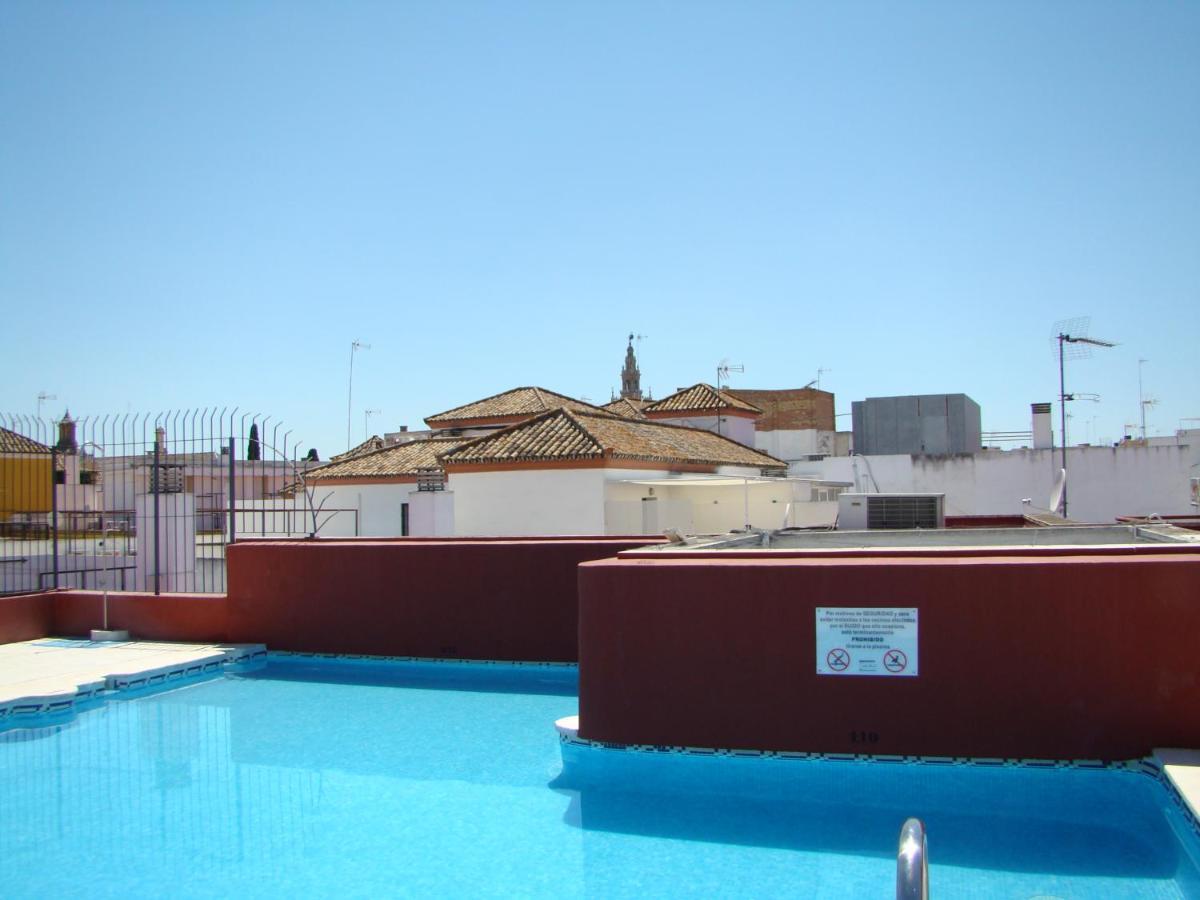 Conde De Ibarra Apartment Sevilla Bagian luar foto
