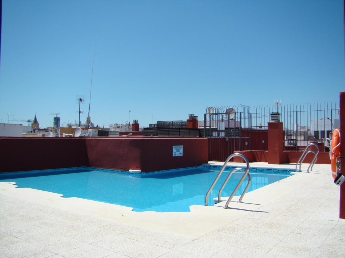 Conde De Ibarra Apartment Sevilla Bagian luar foto